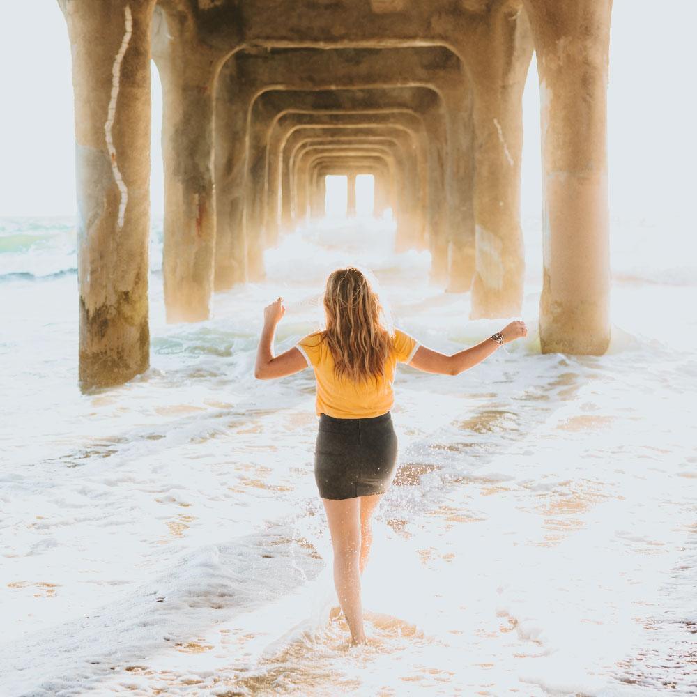 Manhattan Beach, CA: Tips from a Local - HappyLuxe